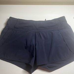 Lululemon high rise size 6 speed up shorts navy blue
